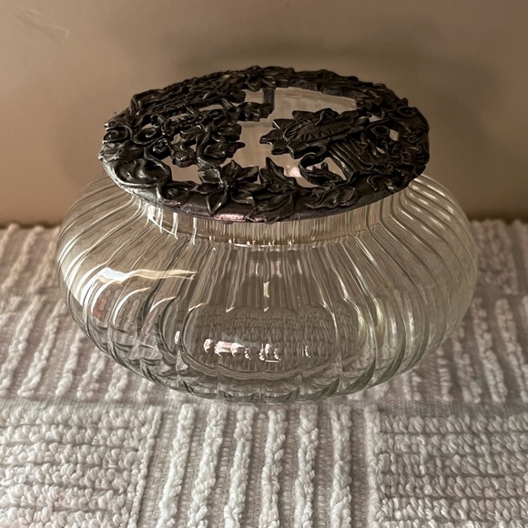 Vintage Rawcliffe Pewter 1998 & Glass bottom 🌹 - Picture 11 of 16